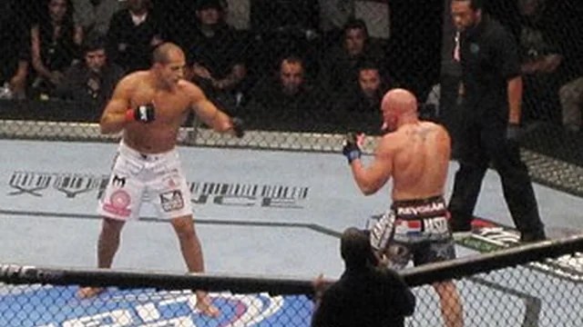 Play UFC Betting at crown88sgbest.com